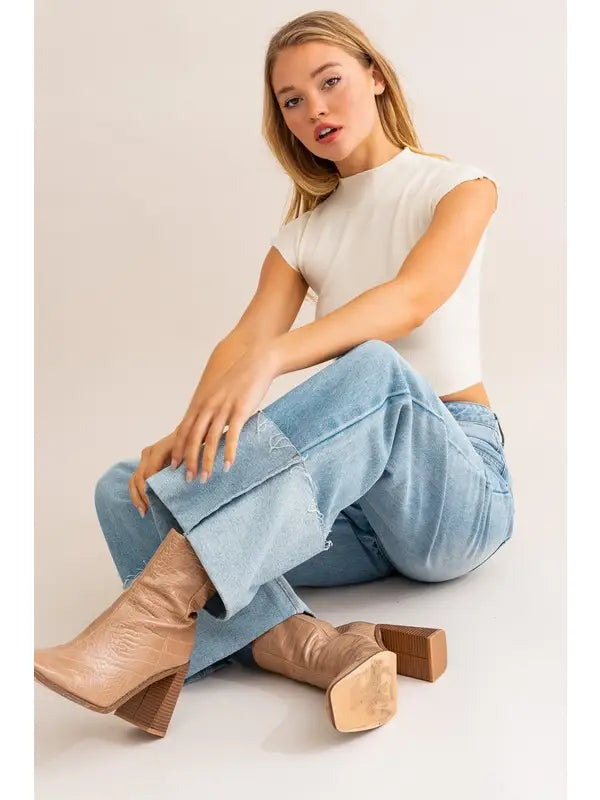 HIGH WAISTED WIDE LEG CUFFED JEANS