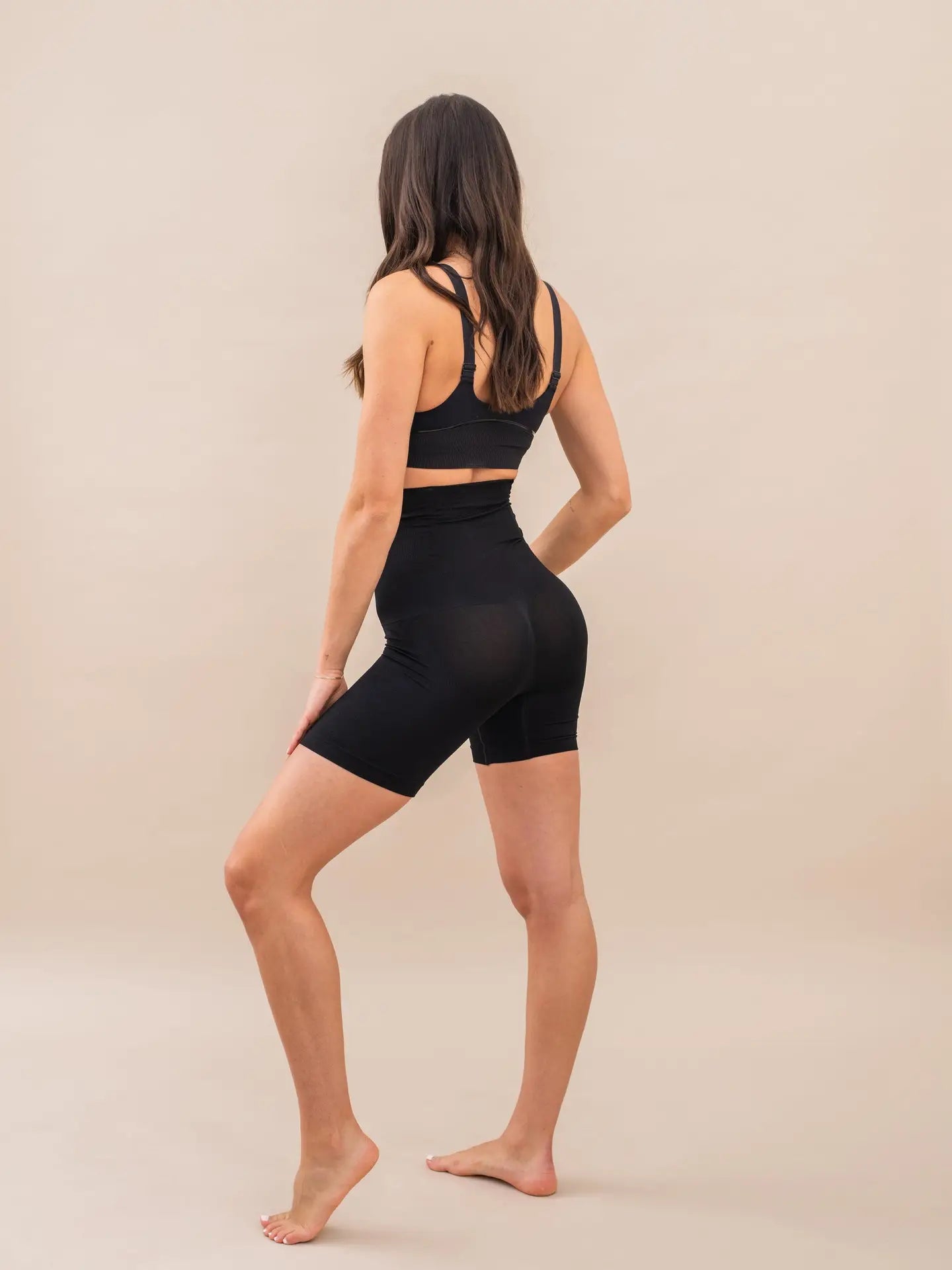 THREADS | BLACK CONTOUR LIFT SHORTS