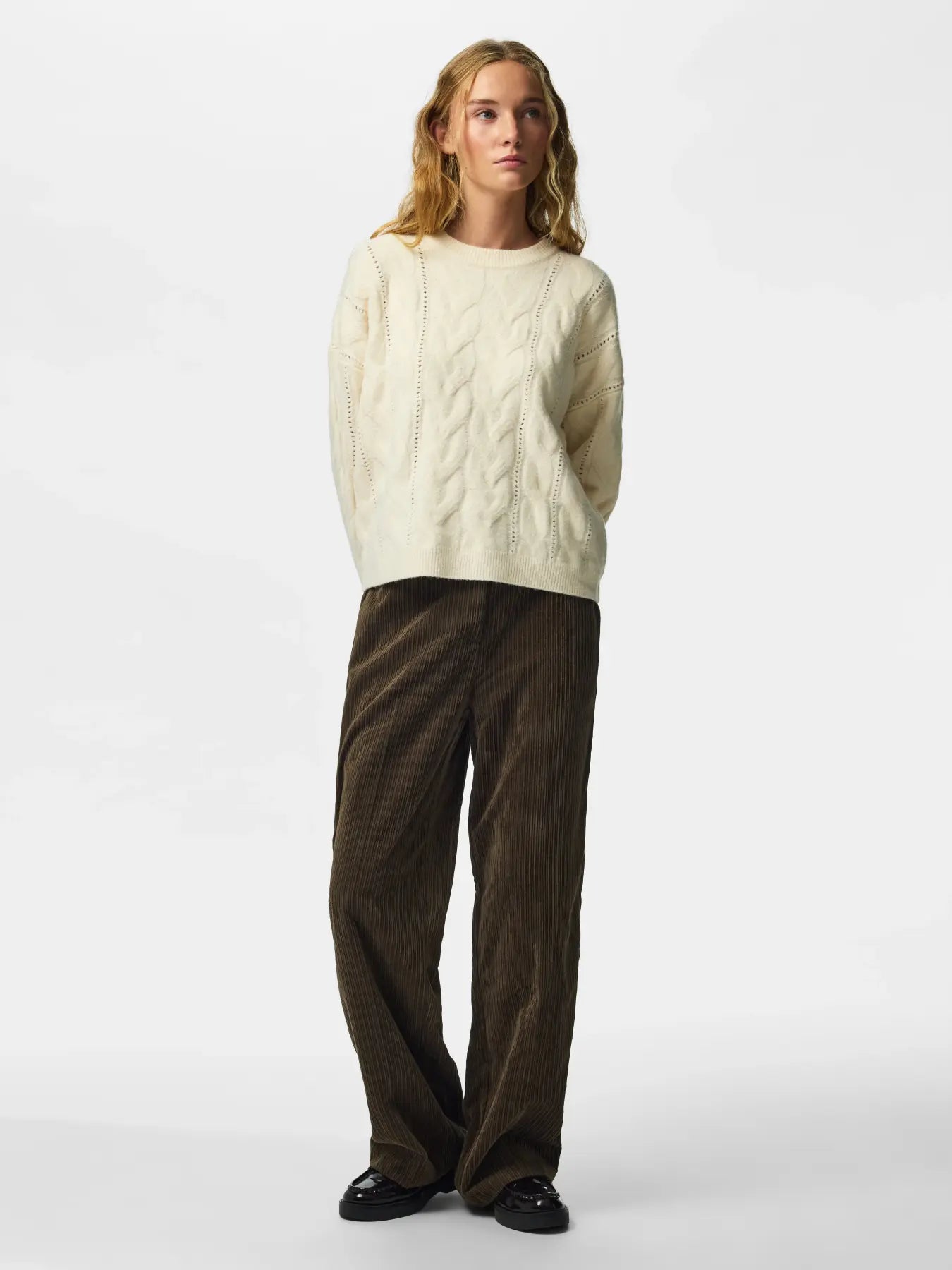 PIECES KATHY O-NECK CABLE KNIT SWEATER