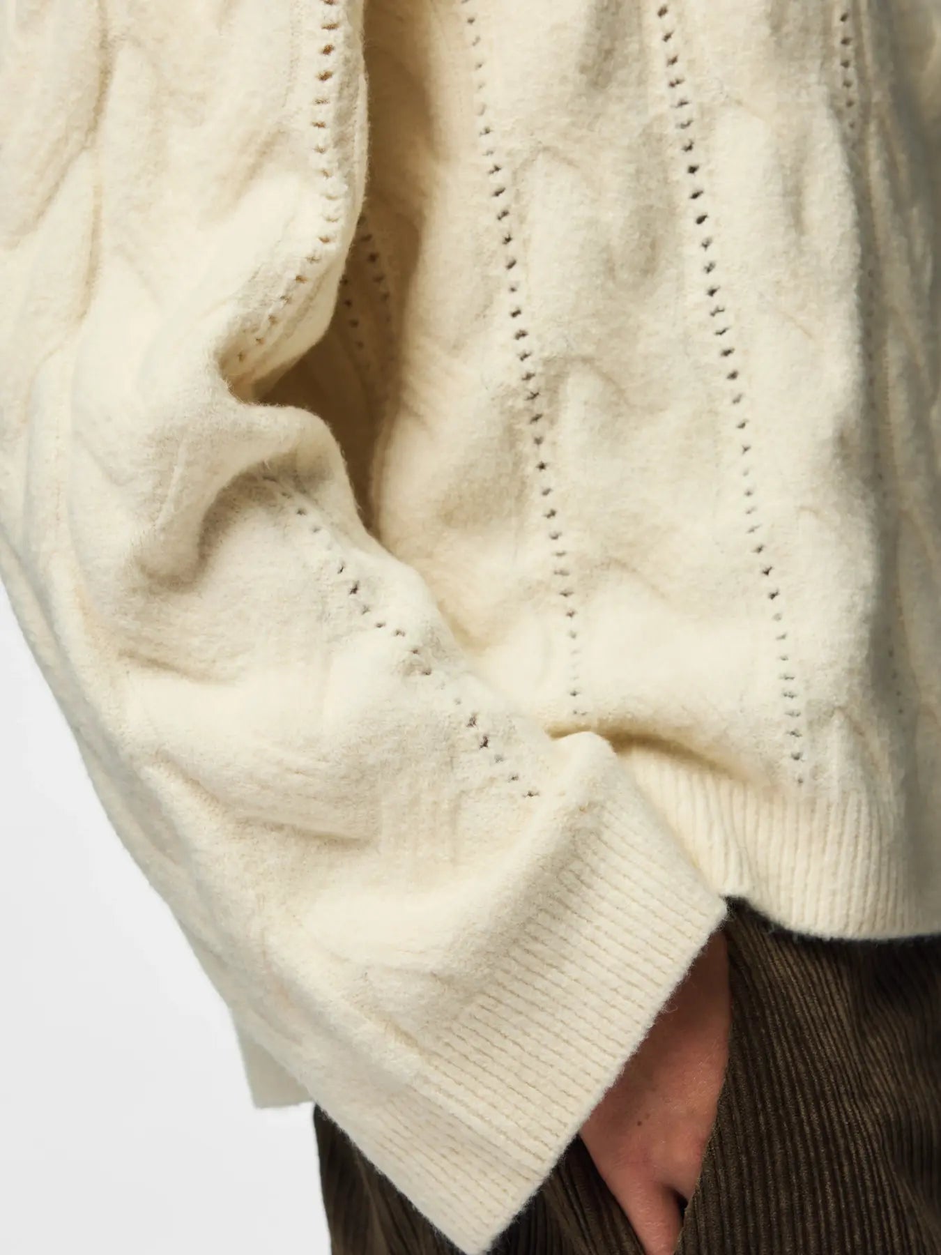 PIECES KATHY O-NECK CABLE KNIT SWEATER