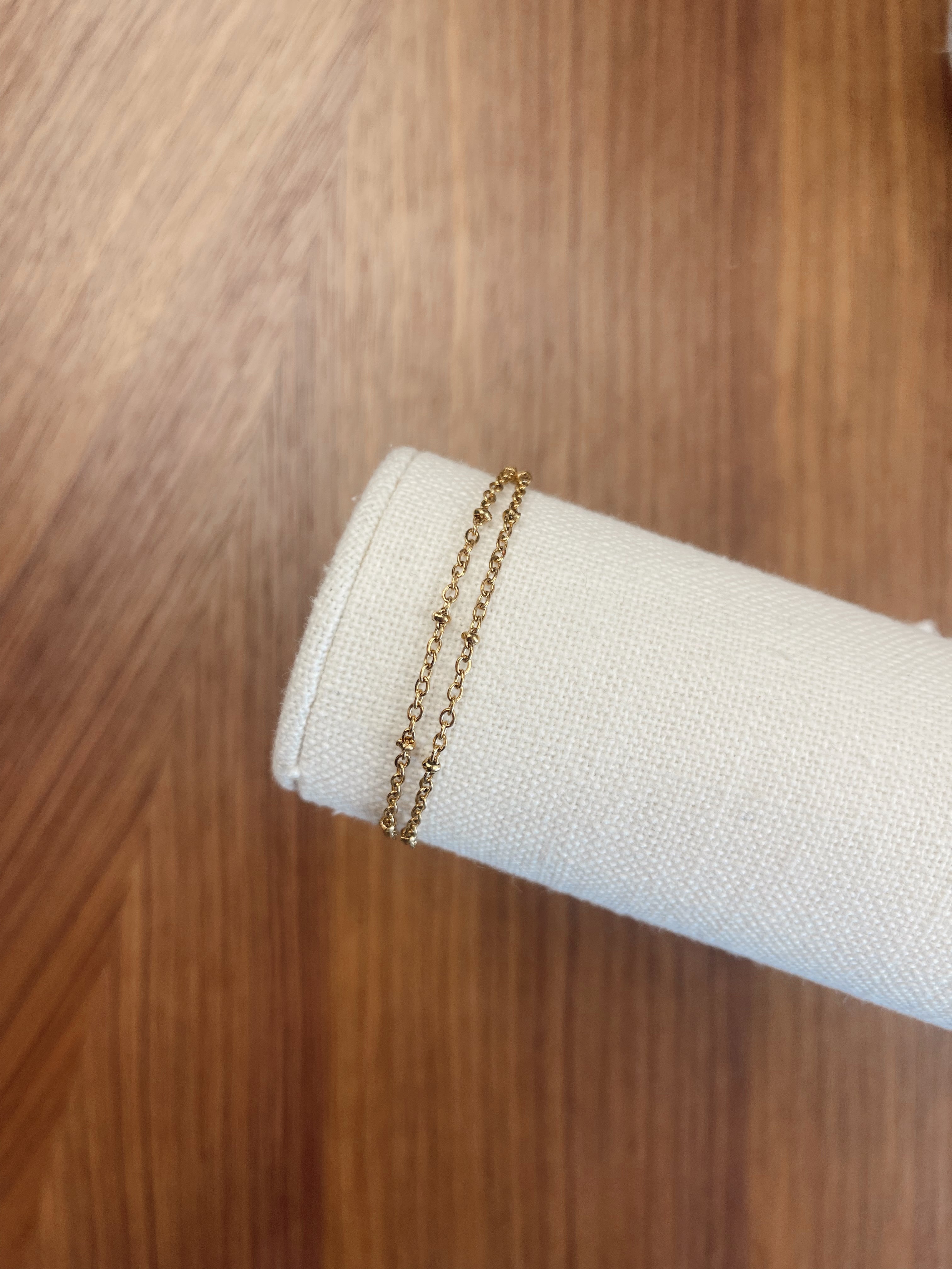 DOUBLE LAYERED ANKLET