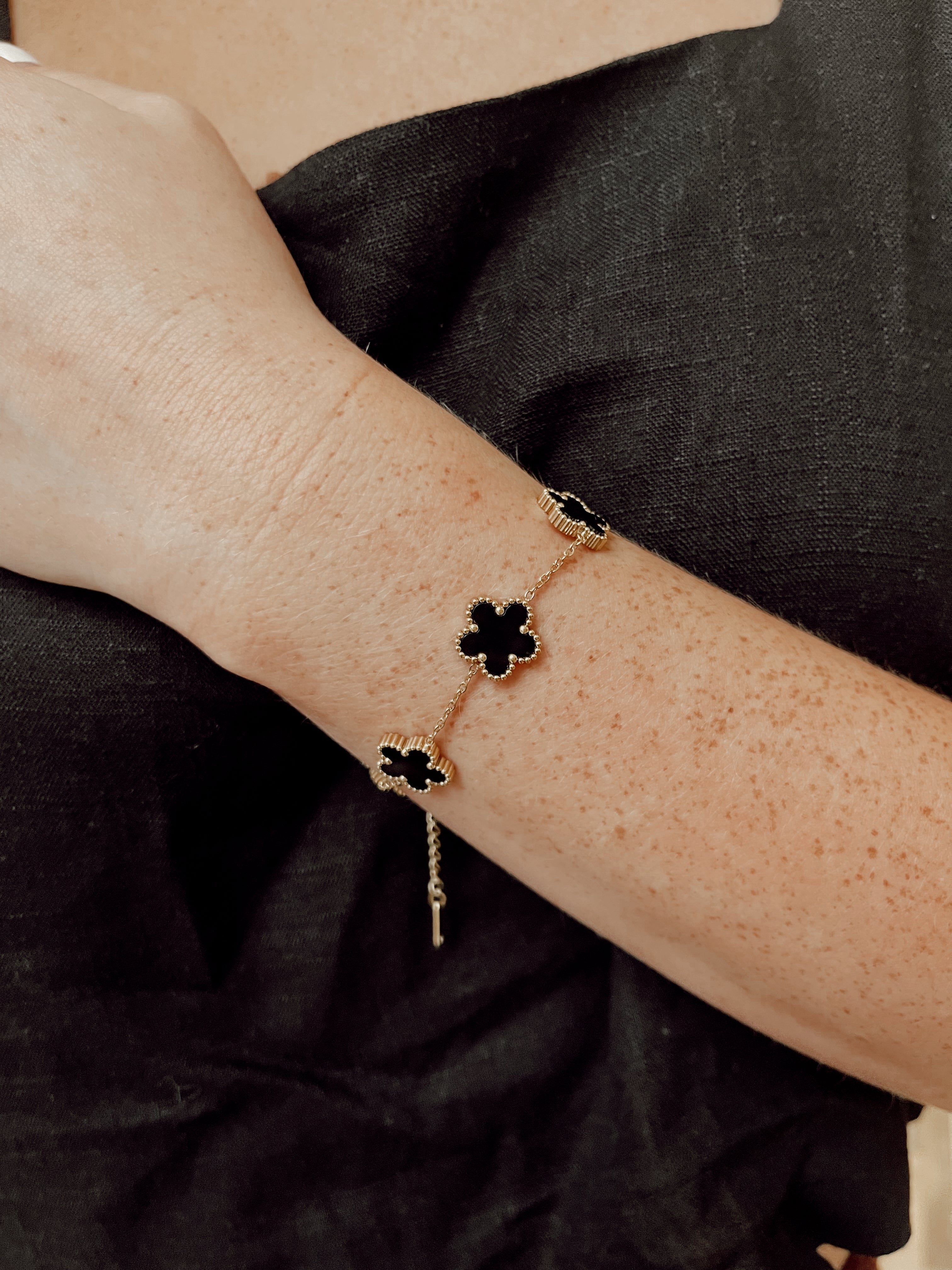 BLACK CLOVER BRACELET