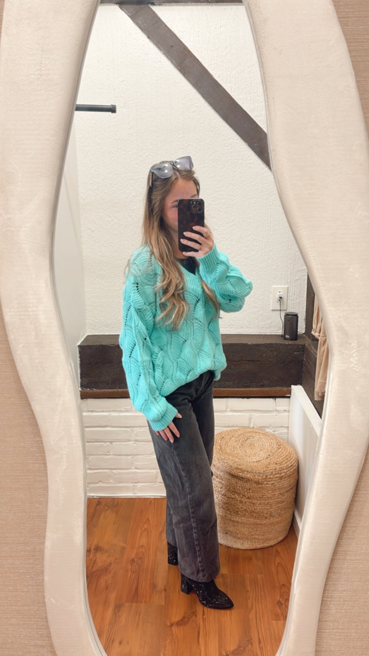 KRISTIE SWEATER