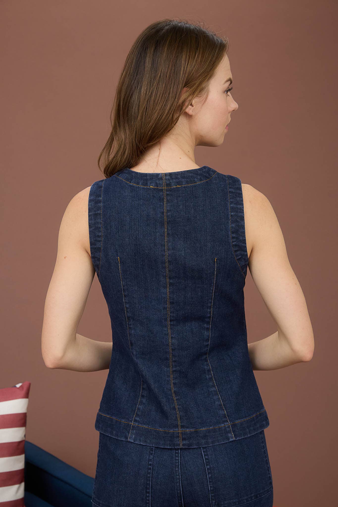 DARK WASHED DENIM VEST