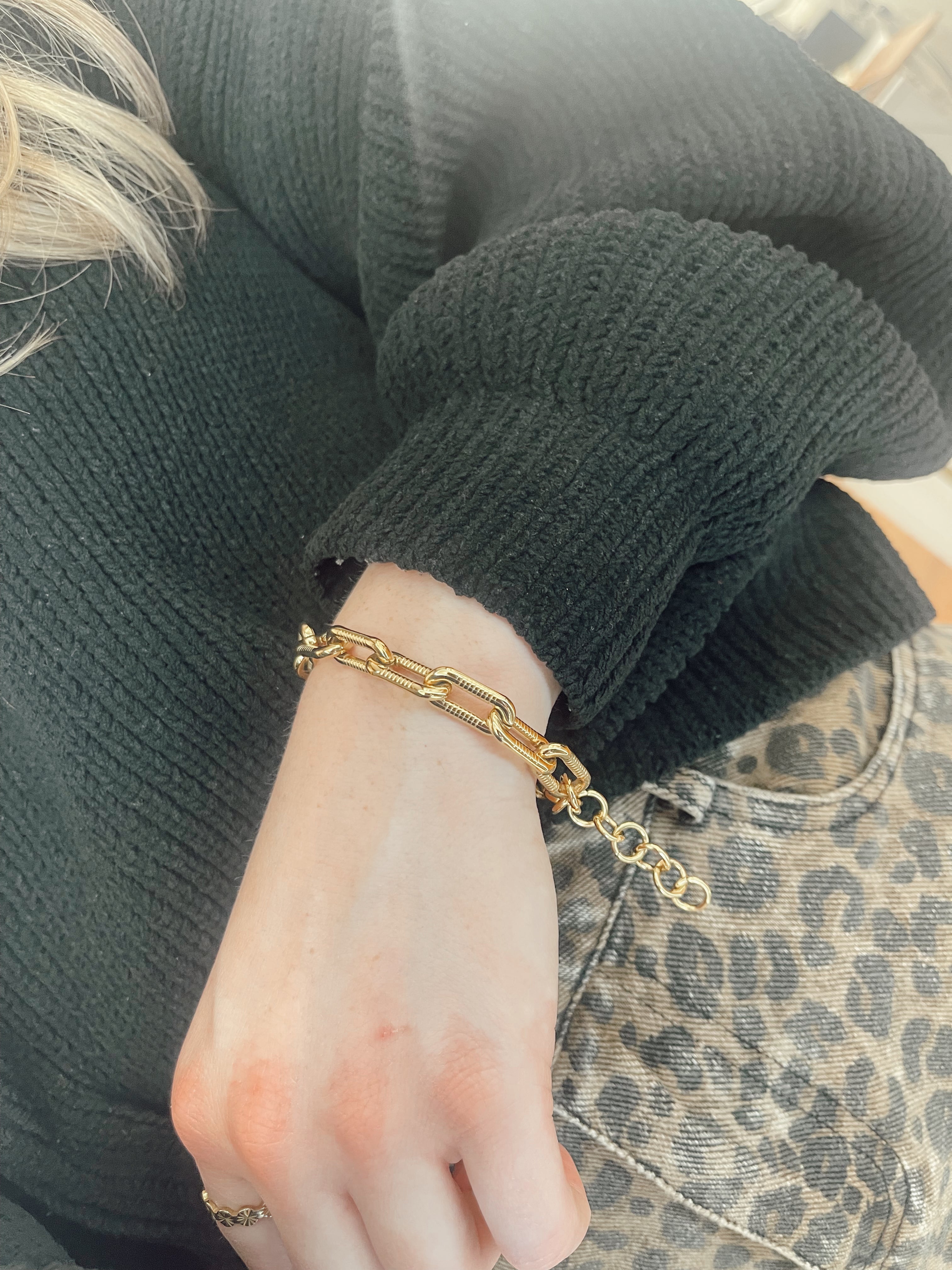 CHUNKY PAPERCLIP BRACELET