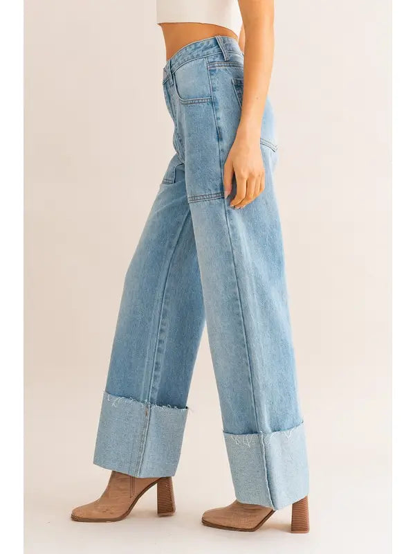 HIGH WAISTED WIDE LEG CUFFED JEANS