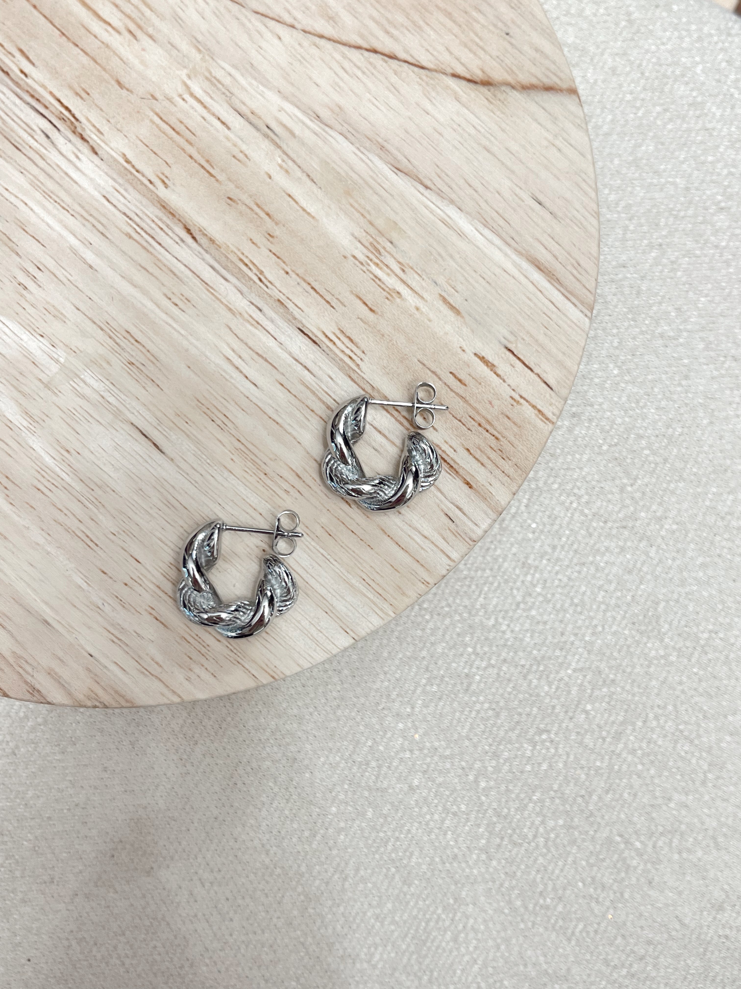 TWISTED HOOPS | SILVER
