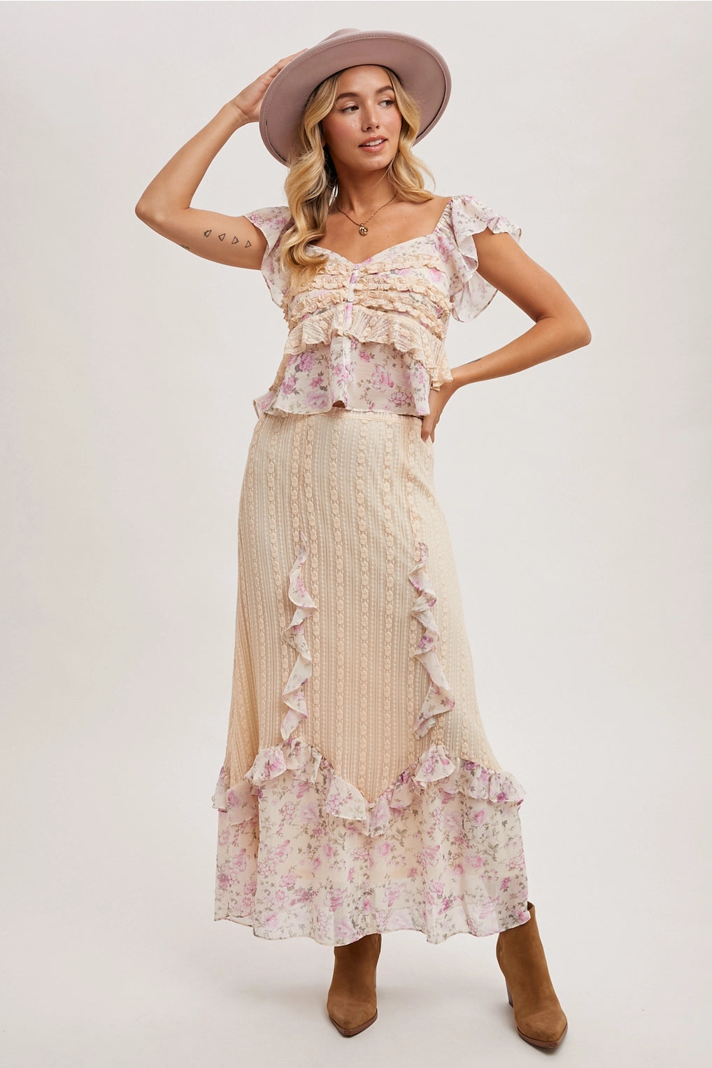 FLORAL PRINT RUFFLE LACE TOP
