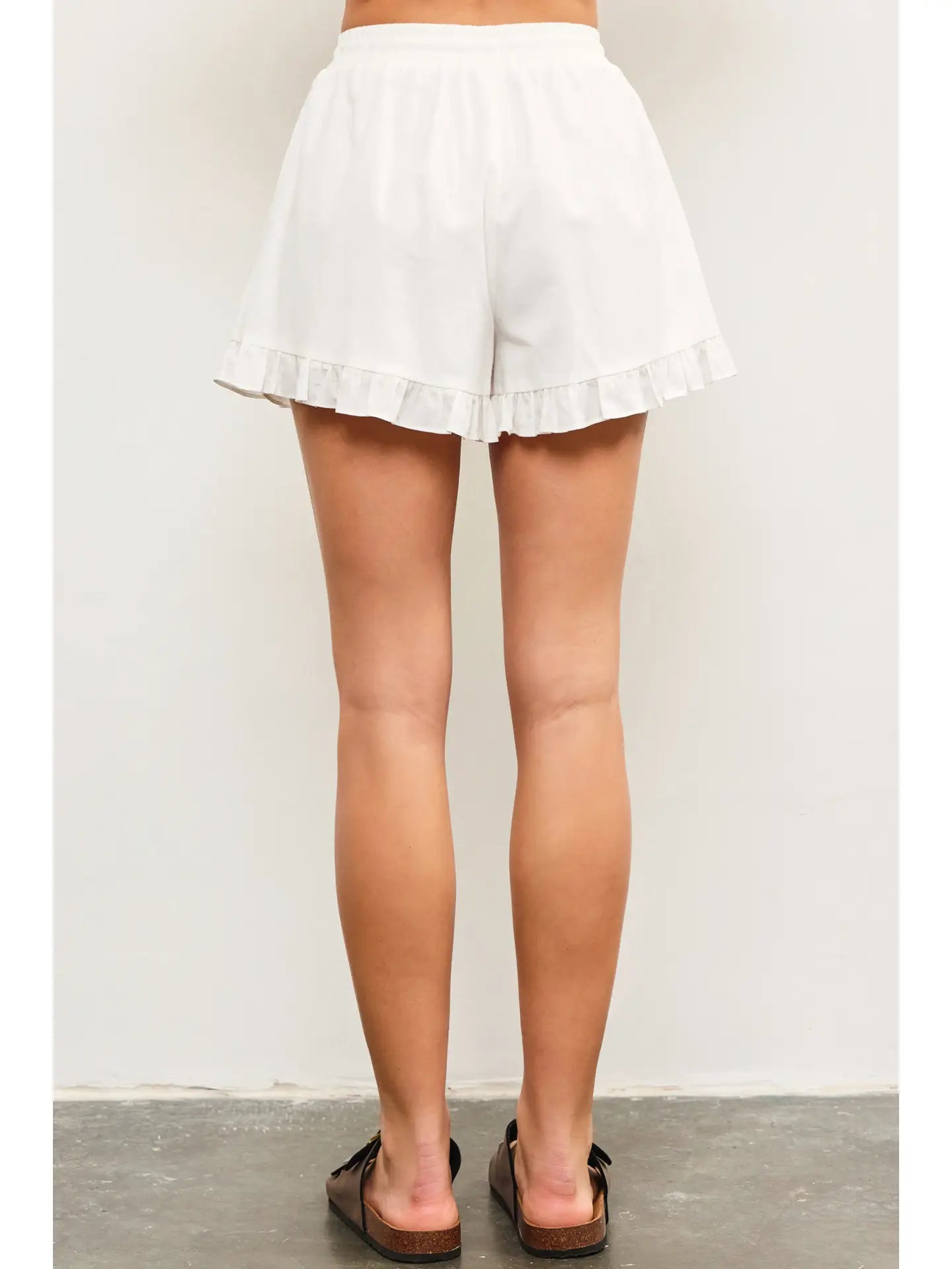 AUTUMN RUFFLE SHORTS