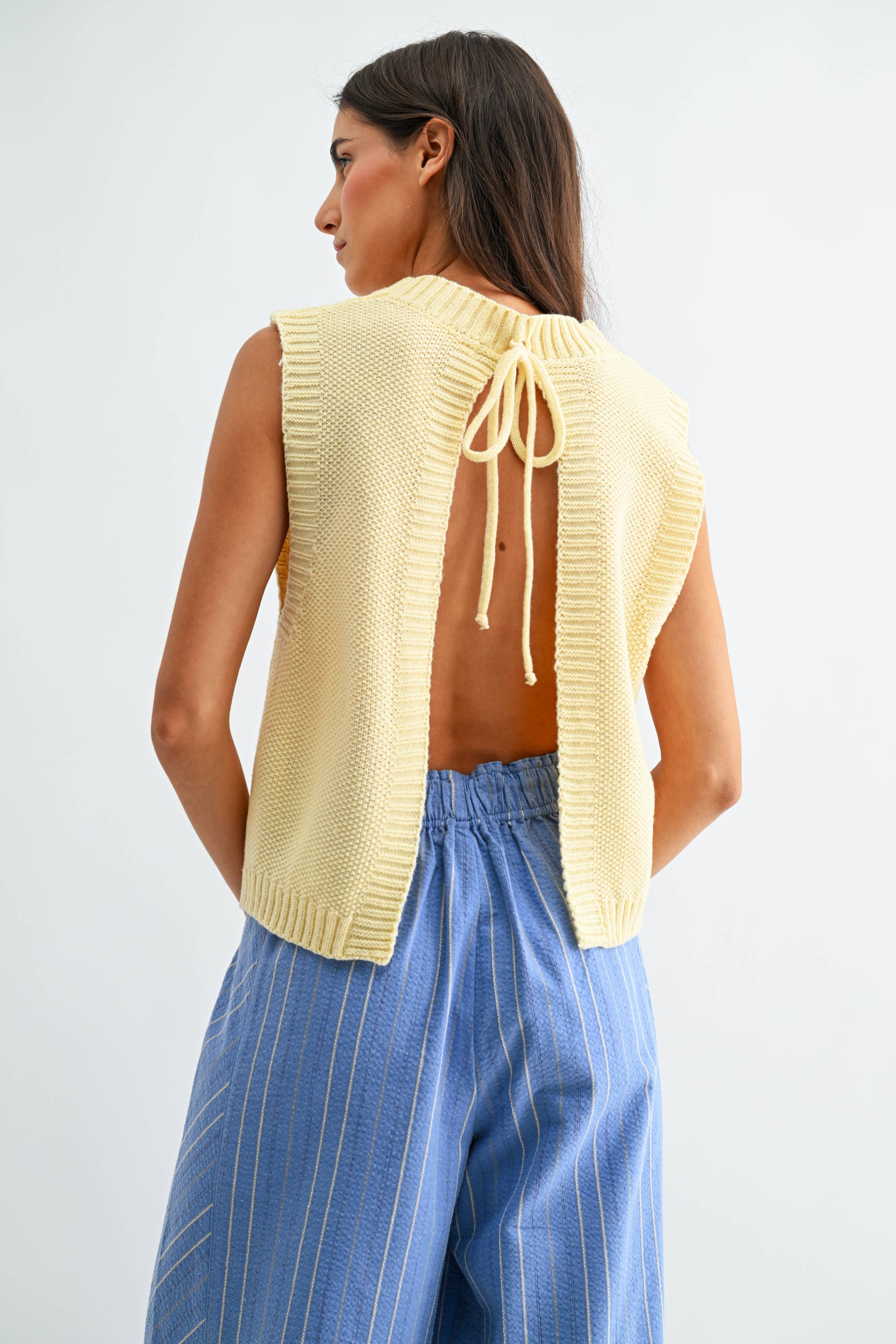 BUTTER YELLOW BACKLESS SWEATER VEST