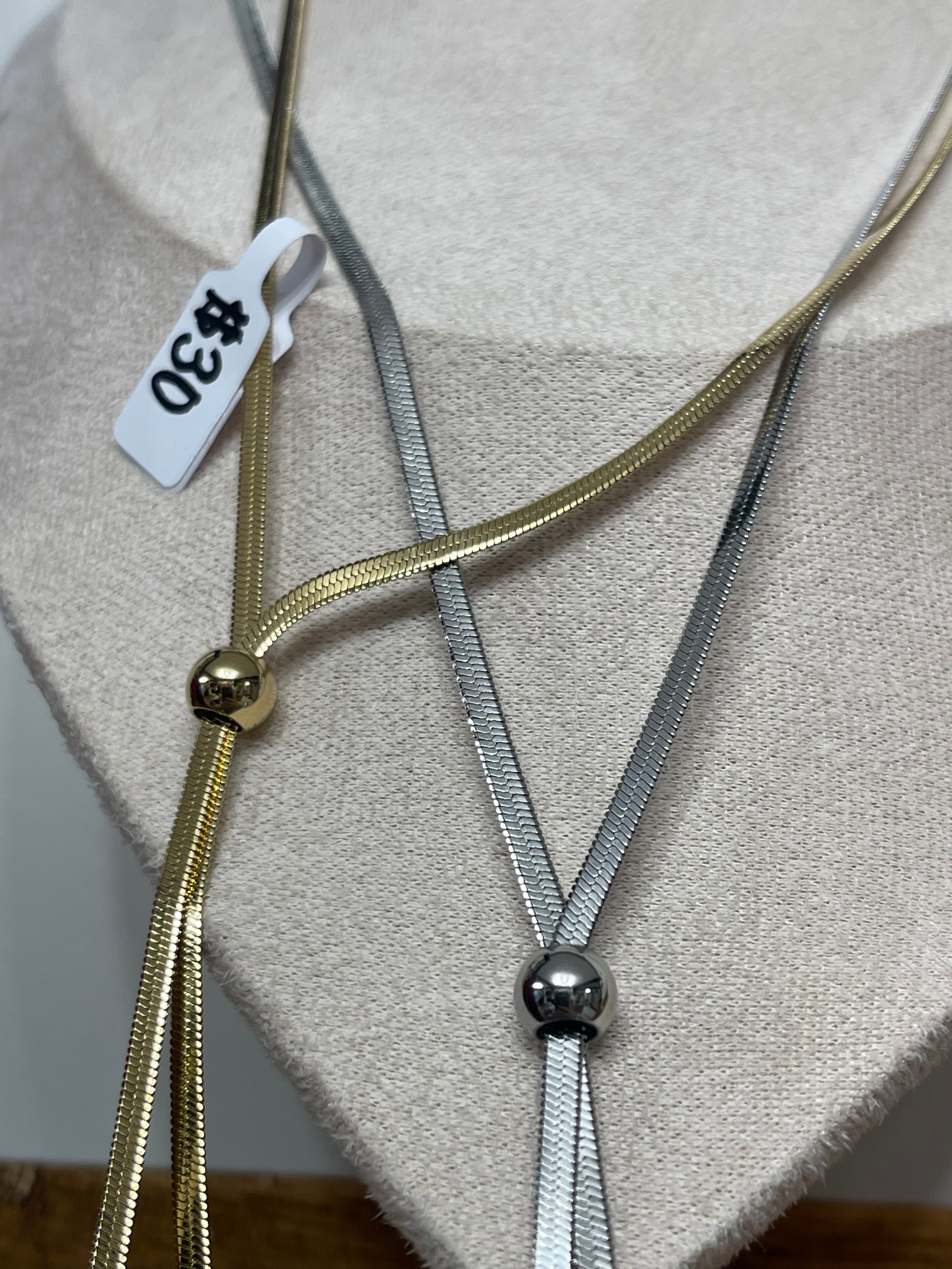 SOHPIA NECKLACE