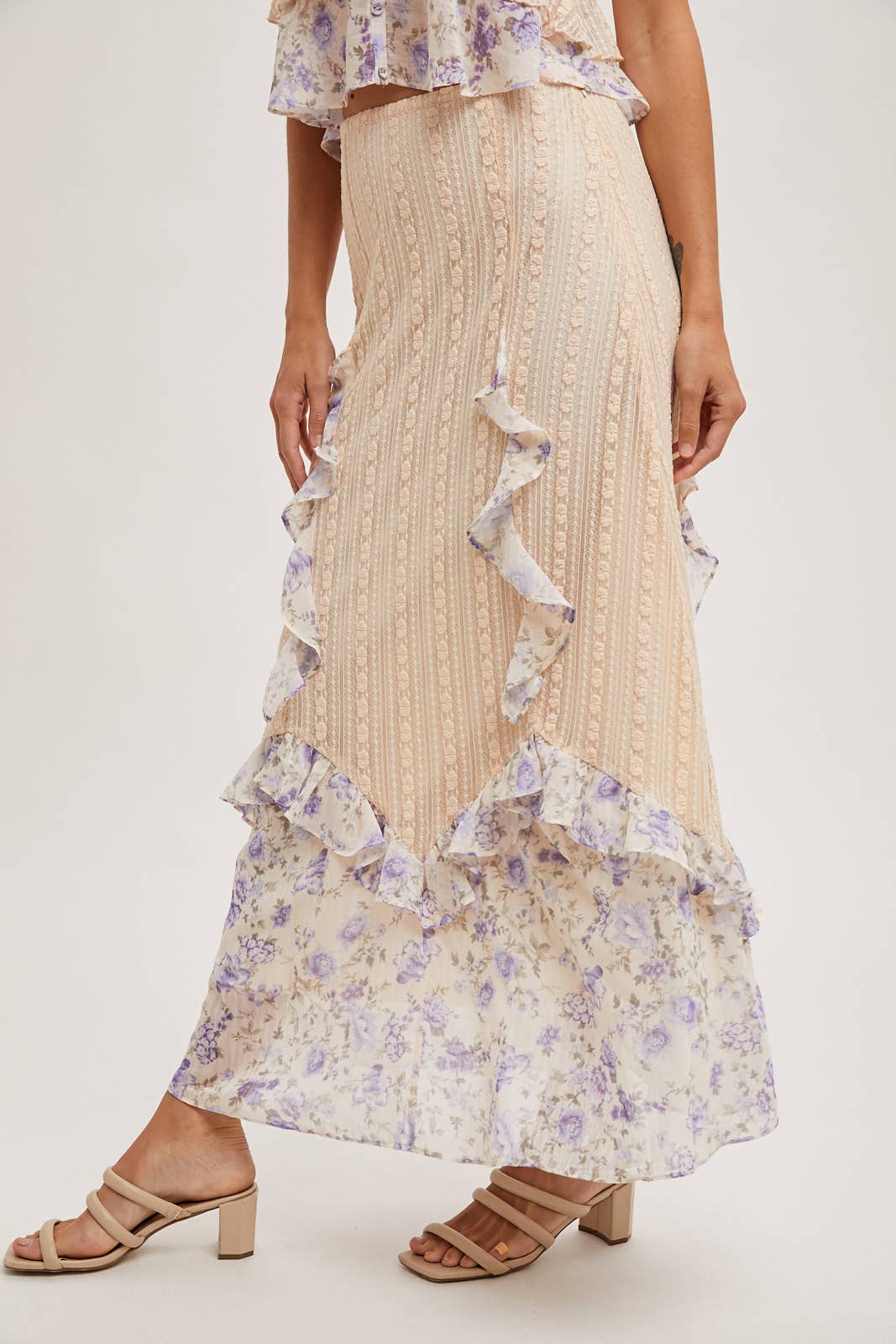 FLORAL PRINT TRIMMED MAXI LACE SKIRT