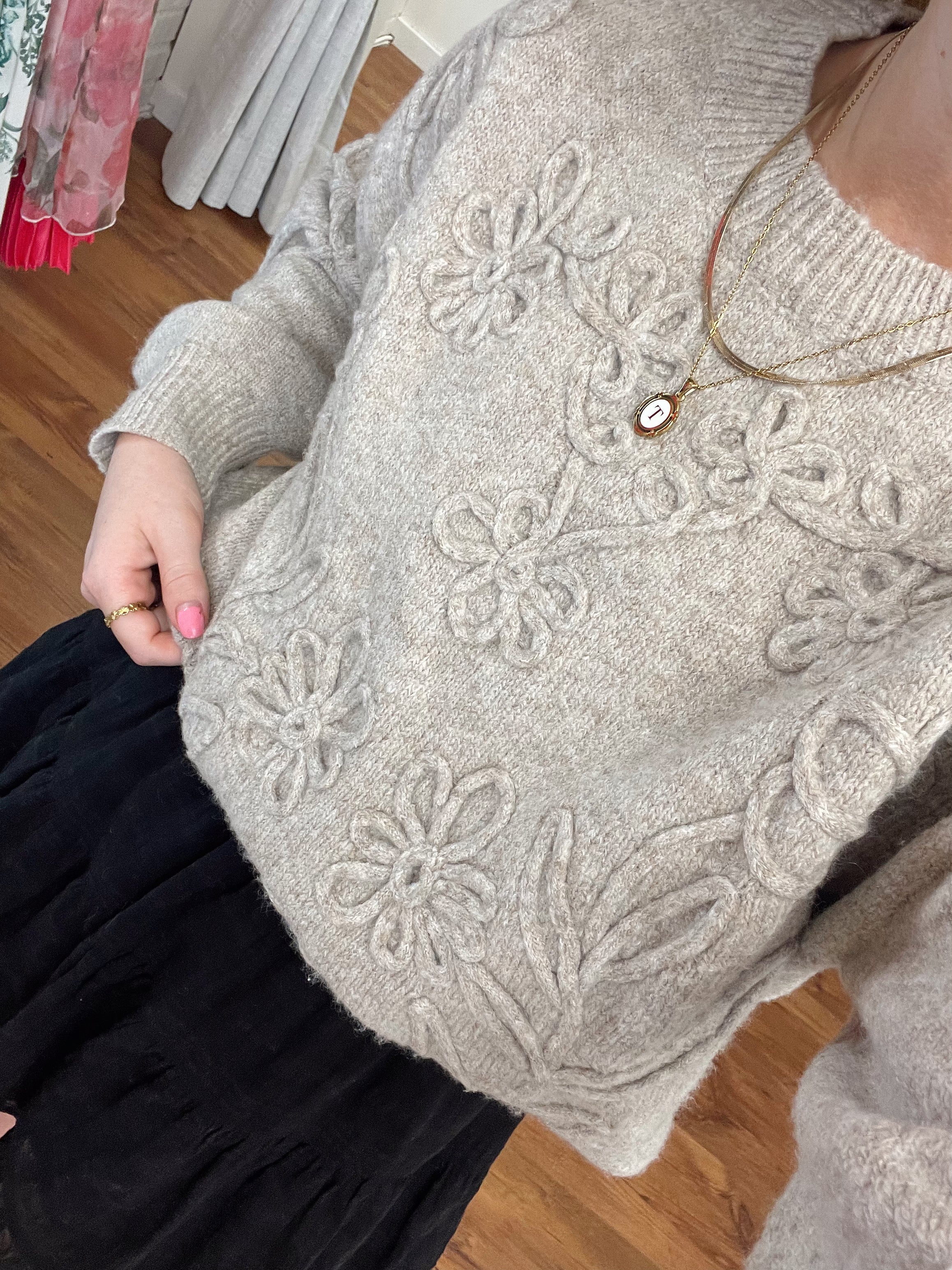 BLOSSOM SWEATER