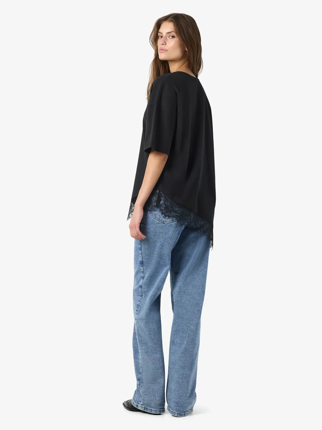 NM EASY LACE DETAIL T-SHIRT