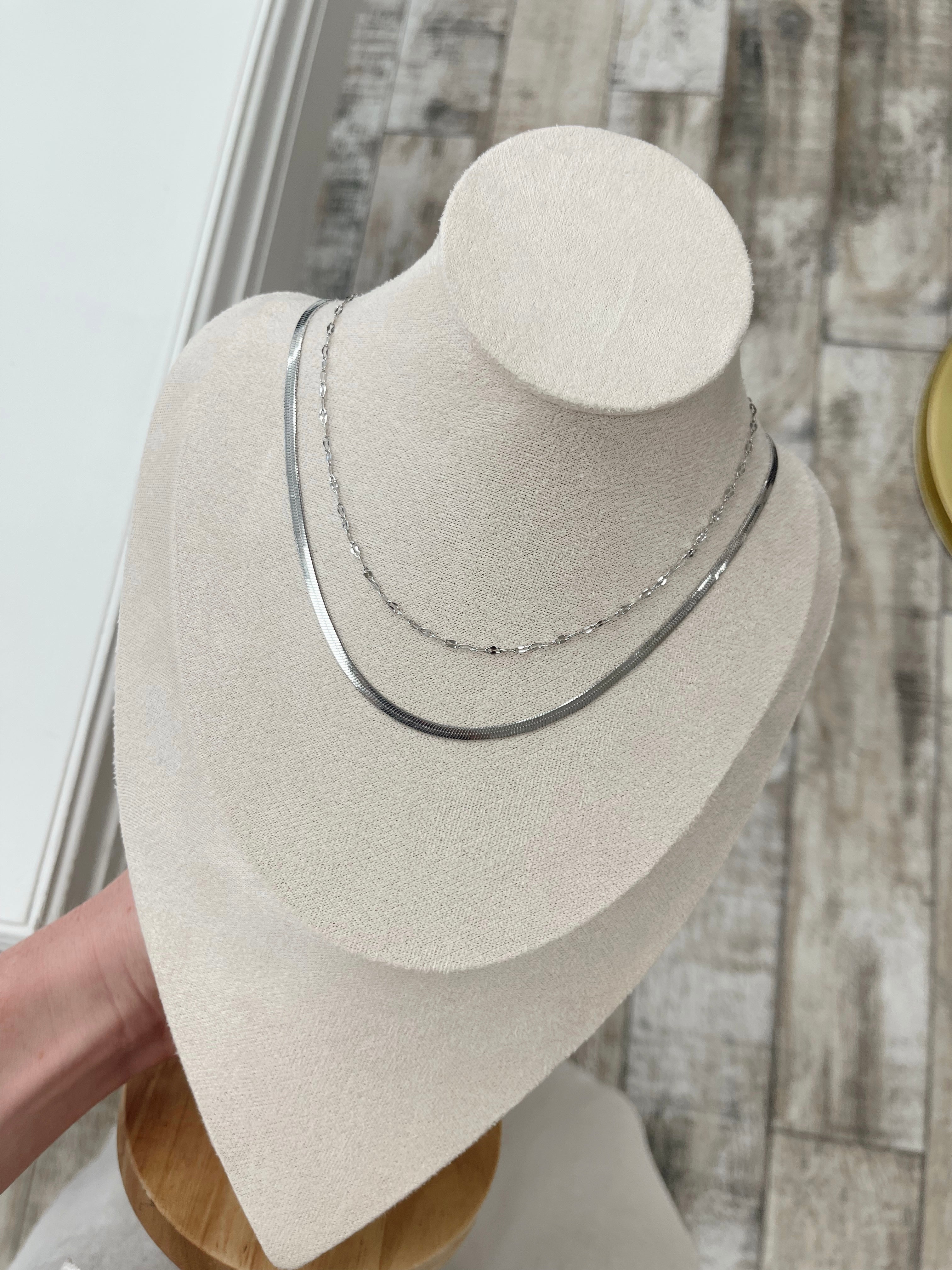 HERRING BONE NECKLACE | THE CORE COLLECTION
