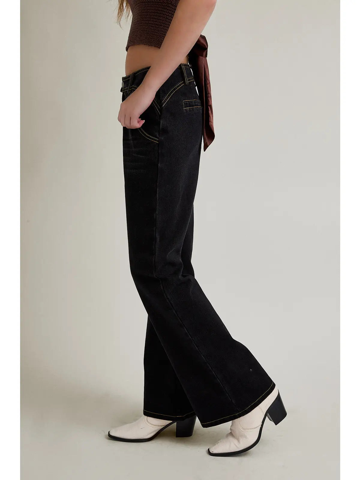 MID-WAIST WESTERN BOOT CUT JEANS