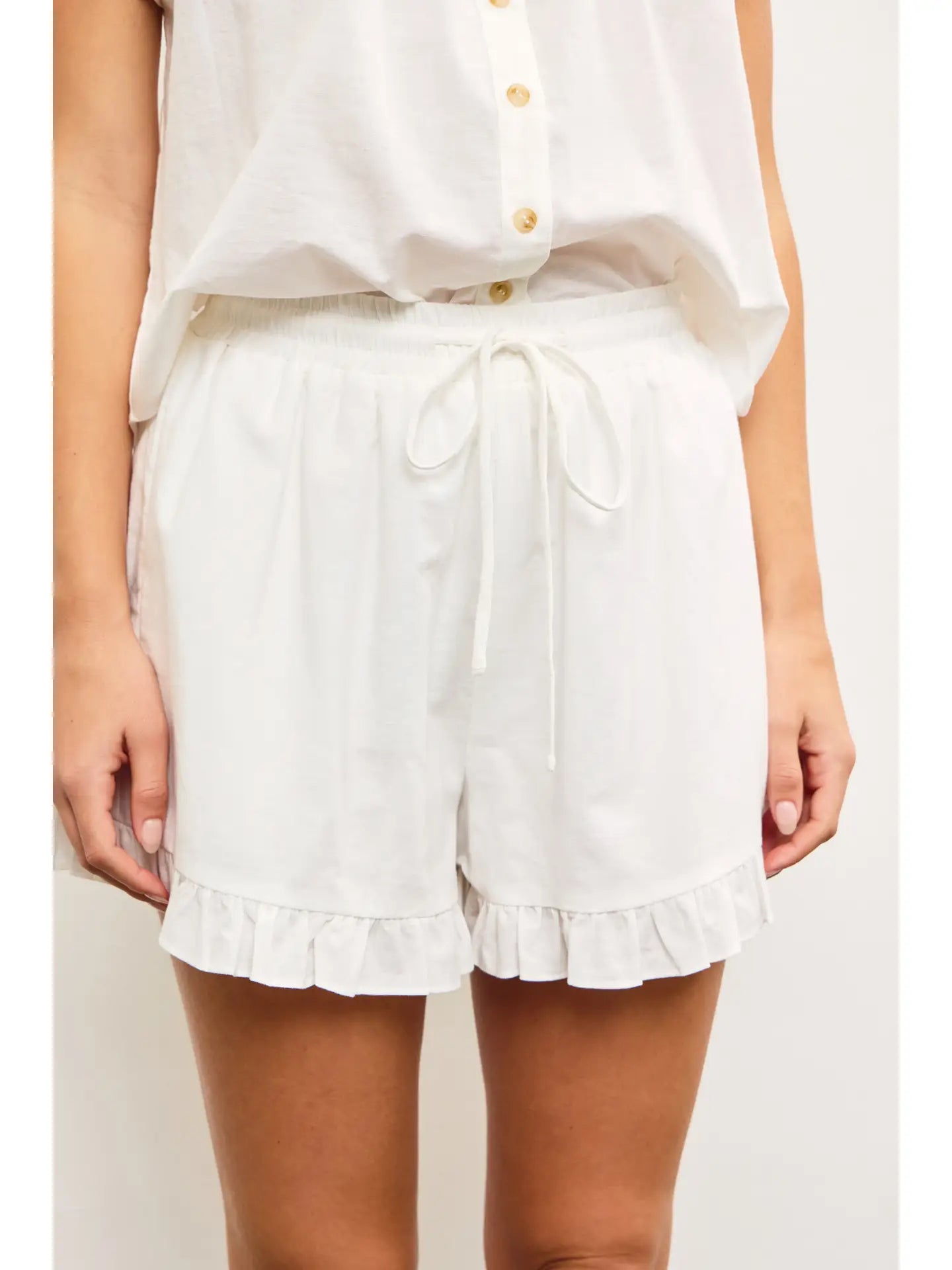AUTUMN RUFFLE SHORTS