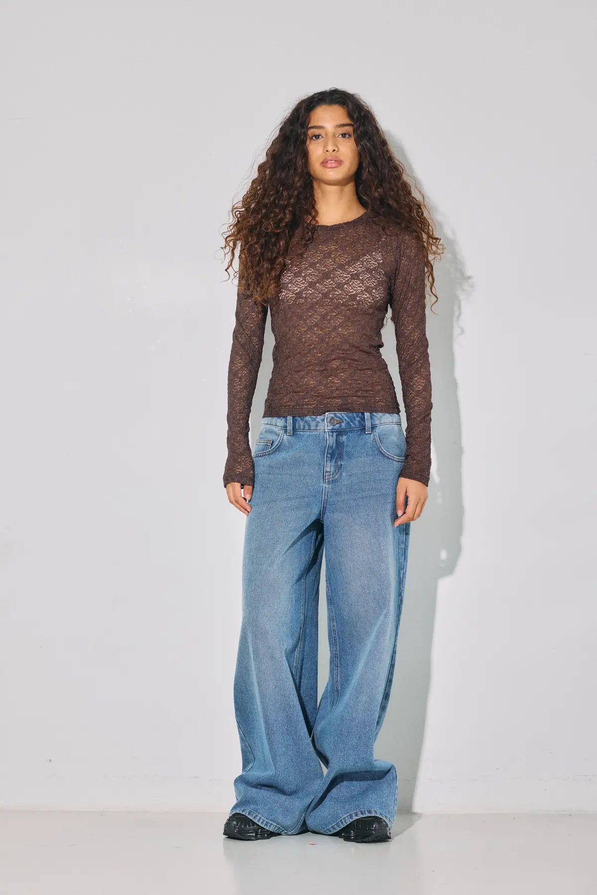 NM JUDITH LACE TOP | BLACK, WHITE & BROWN