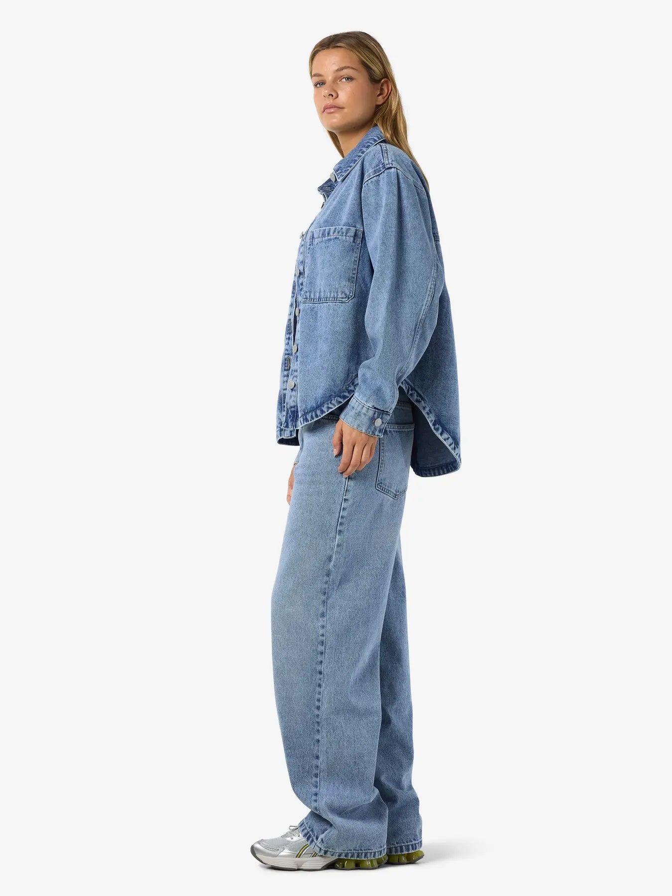 NM ALVA SHORT SHACKET